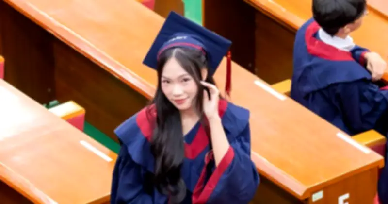 Triết lý 'tờ giấy trắng' của nữ thủ khoa AI Bách khoa gây sốt mạng