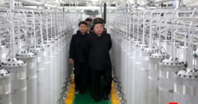 Triều Tiên tăng cường sản xuất vật liệu hạt nhân, Kim Jong-un thị sát cơ sở mới