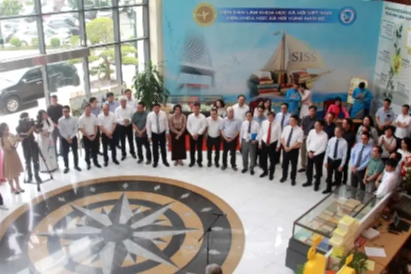 Trưng bày 'Dòng chảy tri thức' khẳng định vai trò khoa học xã hội trong kỷ nguyên số