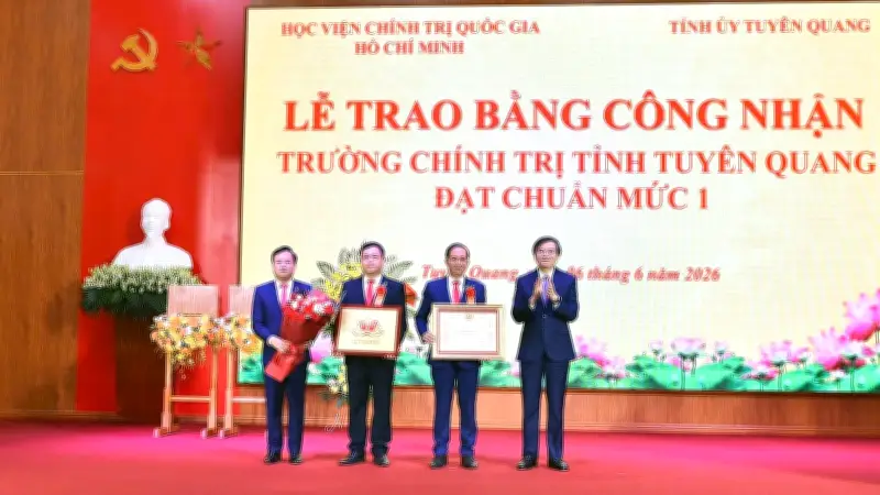 Trường Chính trị tỉnh Tuyên Quang đạt chuẩn mức 1: Khởi đầu giai đoạn phát triển mới