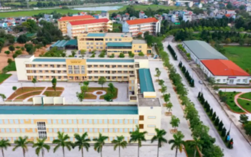 Trường công lập tự chủ tài chính: Vì sao vẫn thu học phí 1,3 triệu/tháng?