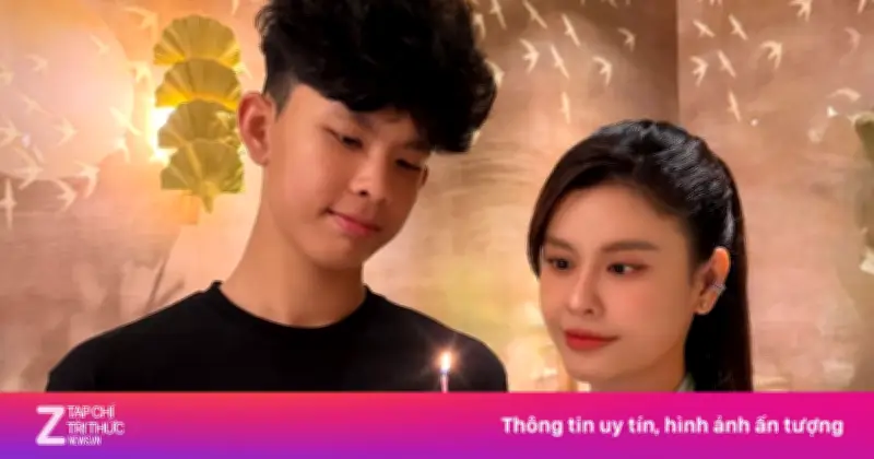 Trương Quỳnh Anh khoe con trai 14 tuổi cao 1,82 m, điển trai
