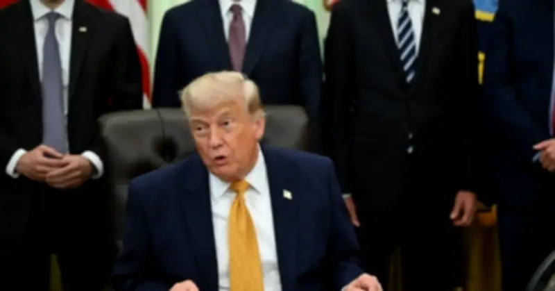 Trump chỉ trích Thượng viện Mỹ vì nghị quyết Iran, yêu cầu điều tra giá xăng