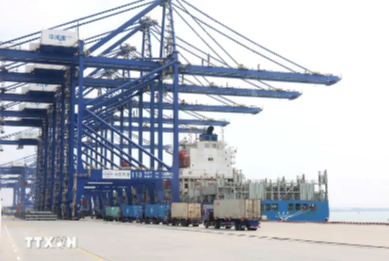 Trung Quốc cảnh báo nguy cơ đứt gãy chuỗi cung ứng toàn cầu
