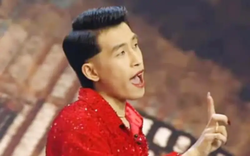 Tuấn Mõ: Từ vai phản diện 'mặt bủng môi chì' đến tin vui làm cha