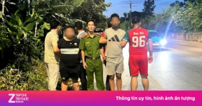 Tuần tra đêm ở Hà Nội phát hiện thanh niên tàng trữ ma túy đá