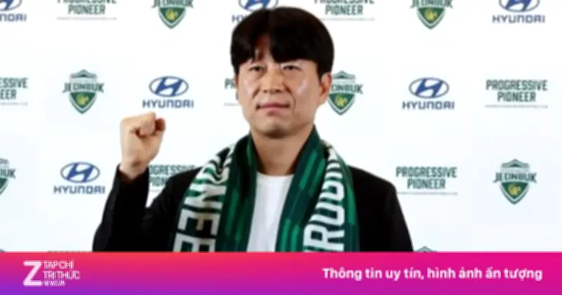Tuyển Việt Nam có trợ lý từng chơi tại Ngoại hạng Anh