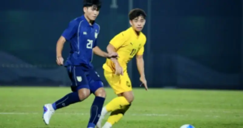 U.19 Thái Lan ngược dòng thắng Malaysia, mở cửa bán kết cho U.19 Việt Nam
