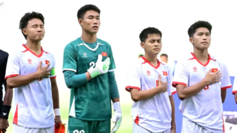U19 Việt Nam thất bại đáng tiếc trước U19 Indonesia ở phút bù giờ