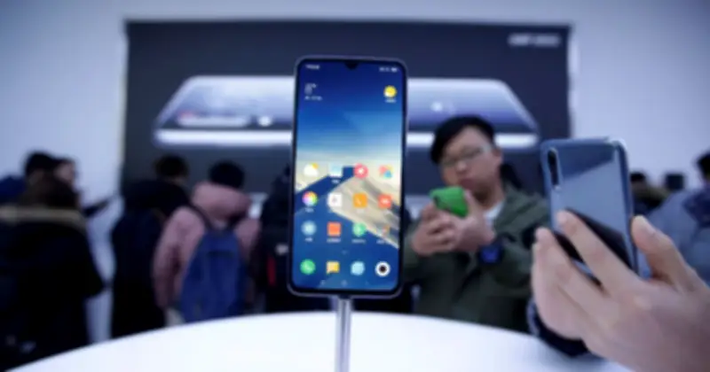 Vì sao TV không dùng màn hình AMOLED như smartphone?