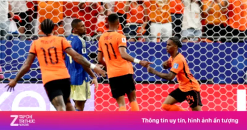 Video bàn thắng ấn định tỷ số của Hà Lan trước Thụy Điển