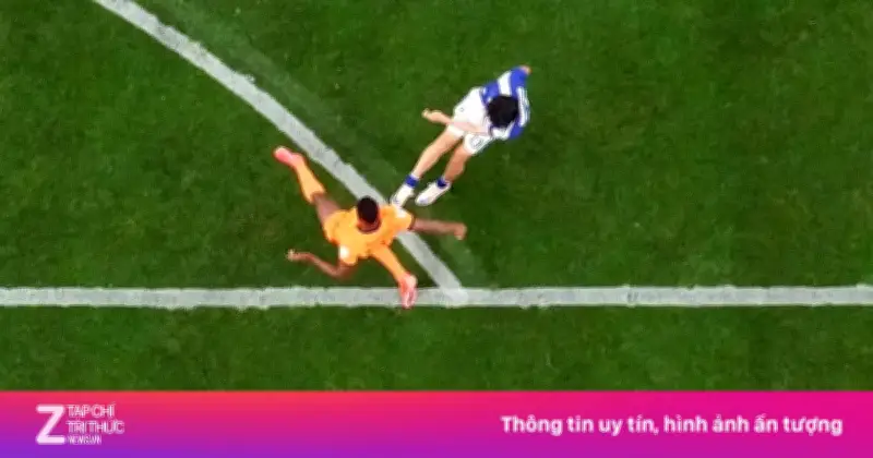 Video bàn thắng từ cú sút quá hiếm hóc của Nhật Bản