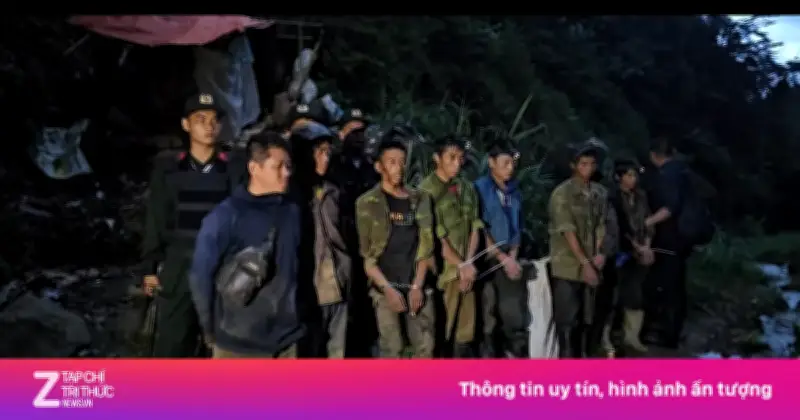 Video cận cảnh truy bắt nhóm ma túy ẩn náu giữa rừng sâu