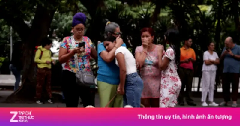 Video người dân Venezuela hoảng sợ vì loạt tòa nhà đổ sập do động đất 7,5 độ