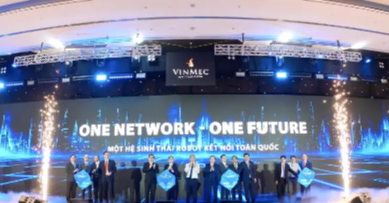 Vinmec ra mắt hệ sinh thái phẫu thuật robot đa kết nối, quỹ hỗ trợ 300 tỷ đồng