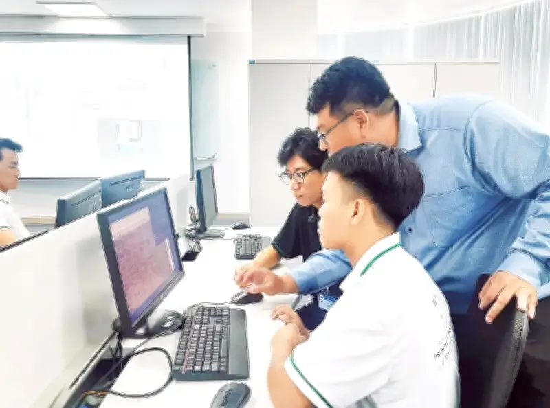 Việt Nam thiếu gần 200.000 nhân lực công nghệ, AI và bán dẫn 'khát' nhân sự trầm trọng