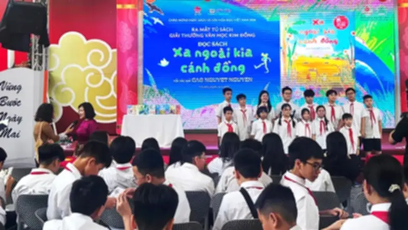 Văn học thiếu nhi Việt Nam: Từ khoảng trống đến làn sóng sáng tác mới