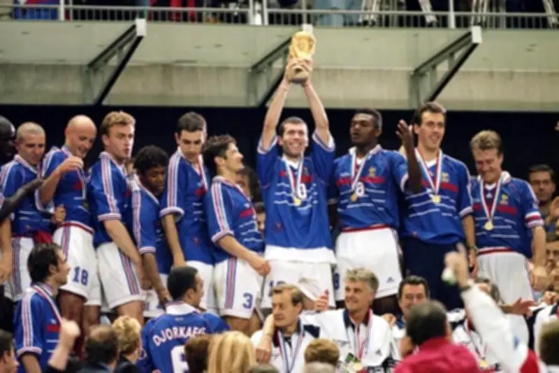 World Cup 1998: Pháp lên ngôi vô địch, bí ẩn Ronaldo lên cơn động kinh