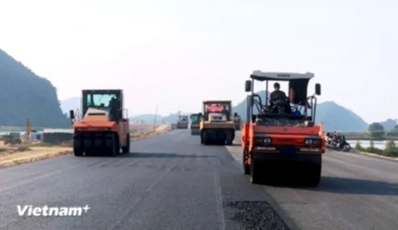 Xem xét đánh giá tổ chức, cá nhân chậm trễ giải ngân vốn đầu tư công
