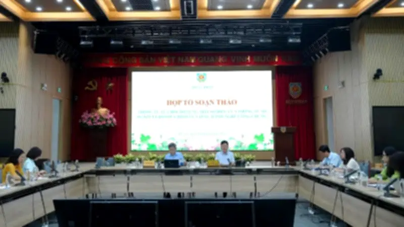 Đề xuất thi trắc nghiệm trên máy tính cho kỳ kiểm tra tập sự công chứng