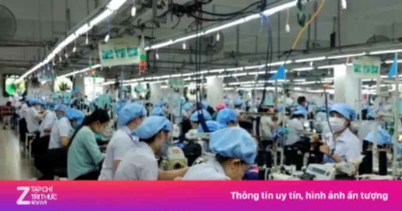 Đề xuất tăng lương tối thiểu vùng năm 2027: Hai phương án 8,5% và 9,8%