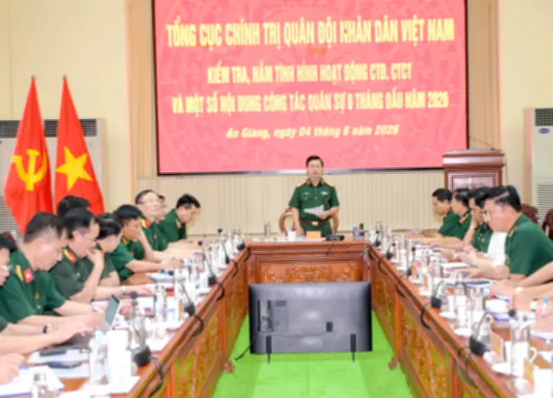 Xây dựng thế trận lòng dân vững chắc trên biển Tây Nam và nội biên giới
