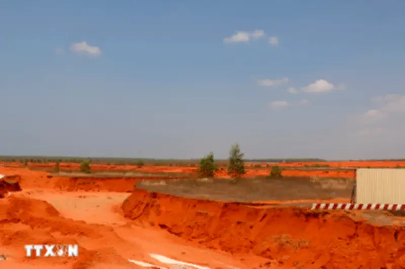 Đẩy nhanh tiến độ sân bay Phan Thiết, hạng mục hàng không dân dụng