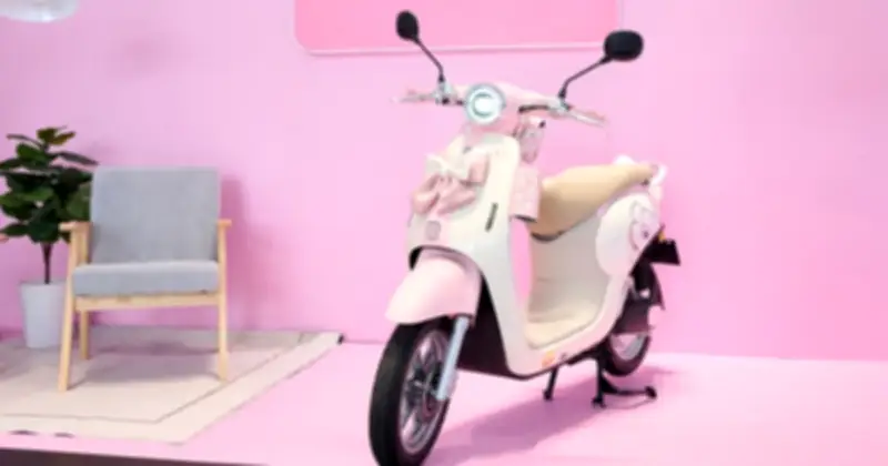 YADEA ra mắt Omee: Xe máy điện đầu đời cho học sinh, giá từ 15,99 triệu