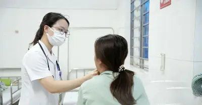 27 tuổi ngất khi làm bác sĩ, phát hiện đột quỵ cực nguy hiểm