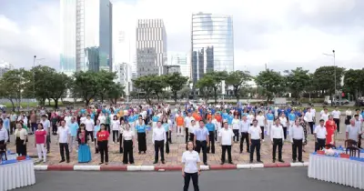 500 người dân TP.HCM đồng diễn dưỡng sinh, khám sức khỏe miễn phí tại phường