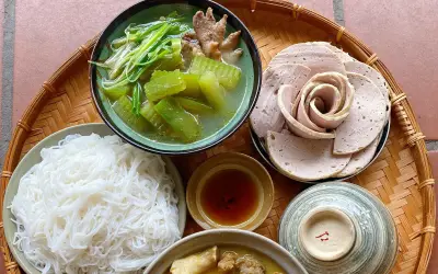 7 mâm cơm gia đình ngày hè giản dị mà đủ dinh dưỡng