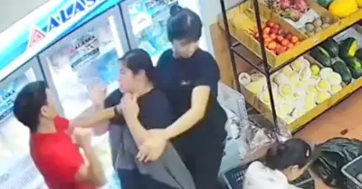 Bà bầu bị hành hung tại cửa hàng hoa quả ở Bắc Ninh, công an vào cuộc