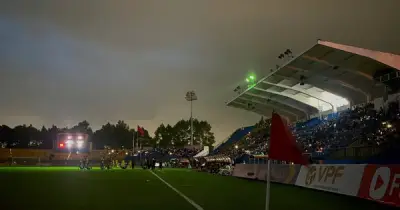 Becamex TP.HCM thua SLNA, đứng trước nguy cơ xuống hạng V-League