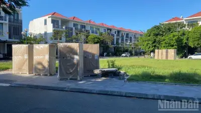 Cư dân Royal Park lo ngại trạm sạc xe điện thiếu minh bạch