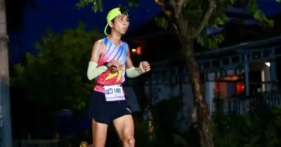 Chàng trai bại não vượt qua nghịch cảnh, giành huy chương điền kinh quốc gia