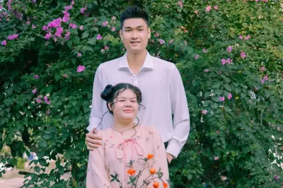 Chàng trai cao 2,03m kể chuyện gia đình 'khổng lồ' và mối tình thời thanh xuân