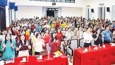 Chuẩn bị cho trẻ vào lớp 1: Hành trang tâm lý quan trọng hơn kiến thức