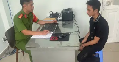 Cướp giật vé số bà cụ khuyết tật: Bắt nghi phạm 15 tuổi sau 11 giờ