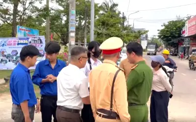 CSGT Đà Nẵng đưa thí sinh đi nhầm điểm thi đến phòng thi kịp giờ