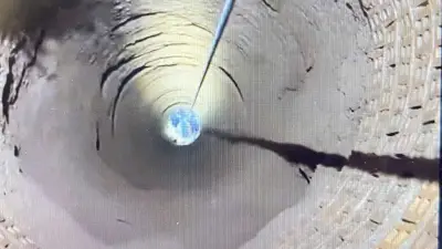 Cứu thành công người đàn ông mắc kẹt dưới giếng sâu 30m ở Đắk Lắk