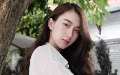 Dưới ô cửa sáng đèn: Thanh Tâm gây sốt với vai tiểu tam, nhan sắc thanh thuần hút triệu view