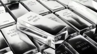 Giá bạc hôm nay 24/6: Biến động trái chiều, thế giới giảm nhẹ