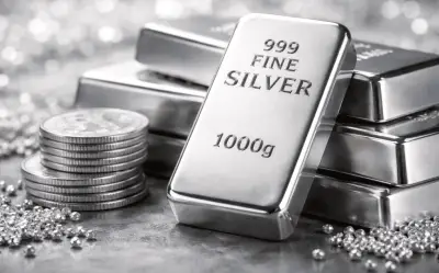 Giá bạc trong nước biến động trái chiều, thế giới tăng nhẹ
