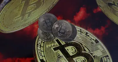 Giá Bitcoin hôm nay 25.6.2026: Thủng đáy 60.000 USD, gần 1 tỉ USD bị thanh lý