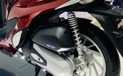 Giá xe máy Honda giảm mạnh: SH, SH Mode rẻ khó tin, Vision thấp chưa từng thấy