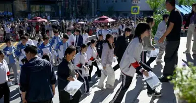 Gần 13 triệu thí sinh Trung Quốc bước vào kỳ thi đại học 'khốc liệt nhất hành tinh'