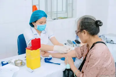 Hà Nội khám sức khỏe định kỳ miễn phí cho người dân 49 xã phường từ 27/1