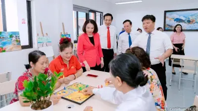 Hà Nội thí điểm mô hình chăm sóc sức khỏe ban ngày cho người cao tuổi tại phường Long Biên