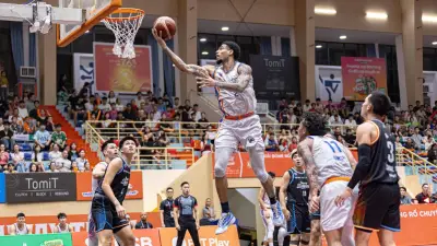 Hanoi Buffaloes lội ngược dòng hạ Danang Dragons 100-97 nhờ AJ Bramah