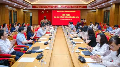 Hội nghị báo cáo viên: Định hướng tăng trưởng hai con số năm 2026